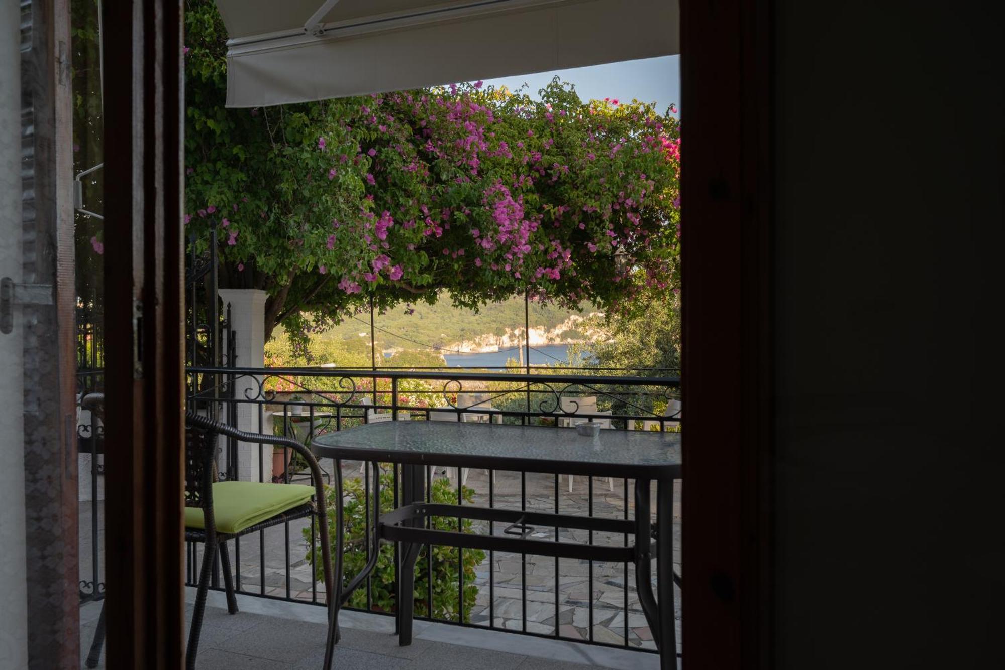 Ulisse Apartments Παλαιοκαστρίτσα Εξωτερικό φωτογραφία