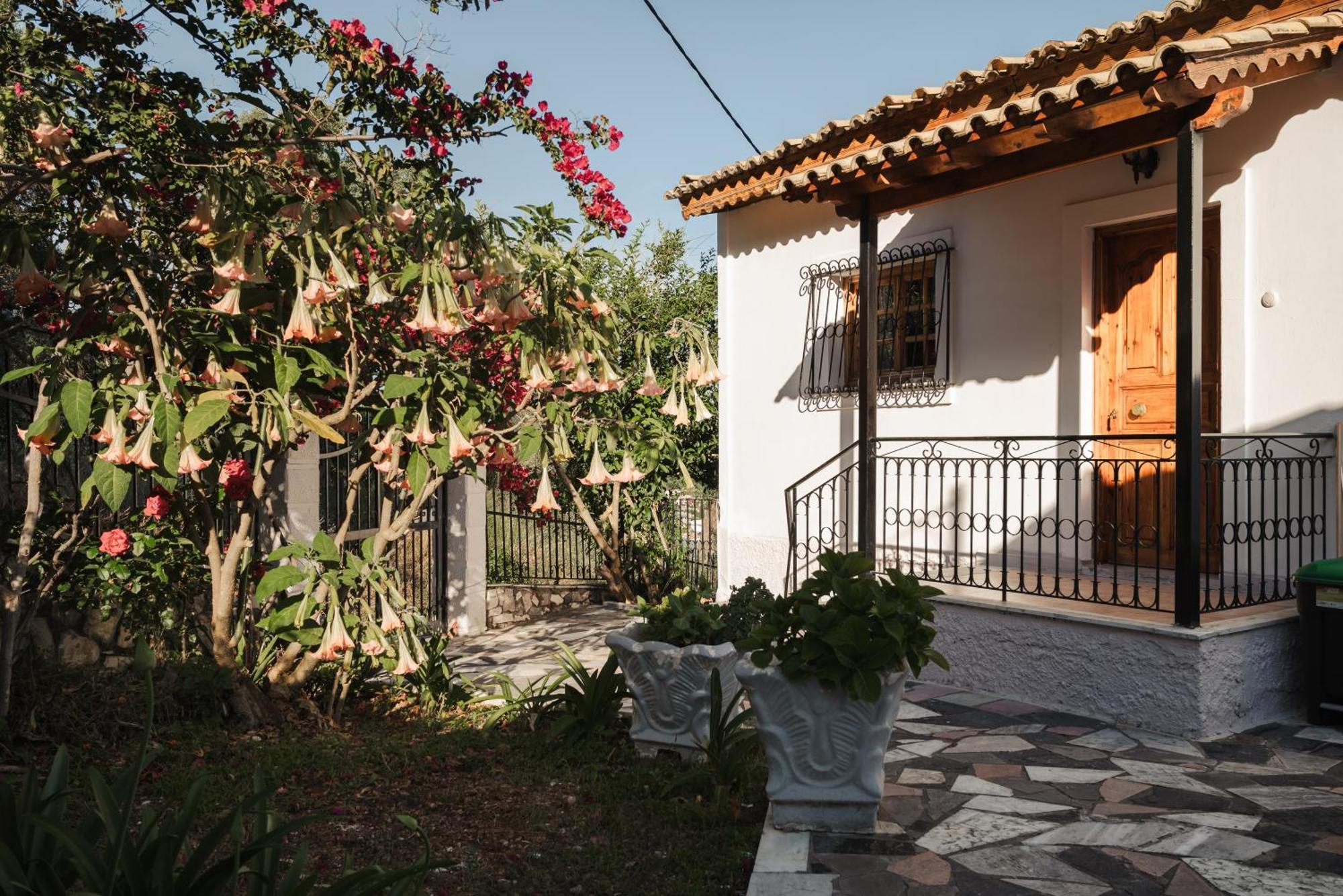 Ulisse Apartments Παλαιοκαστρίτσα Εξωτερικό φωτογραφία