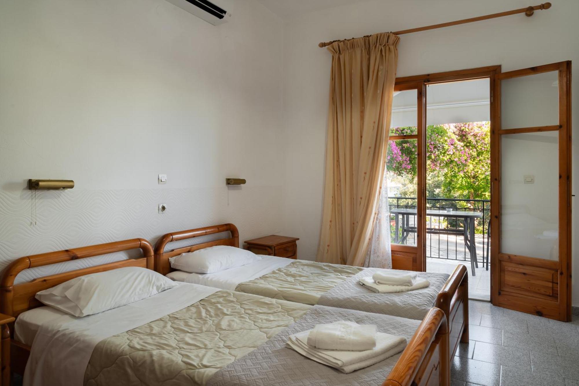 Ulisse Apartments Παλαιοκαστρίτσα Εξωτερικό φωτογραφία