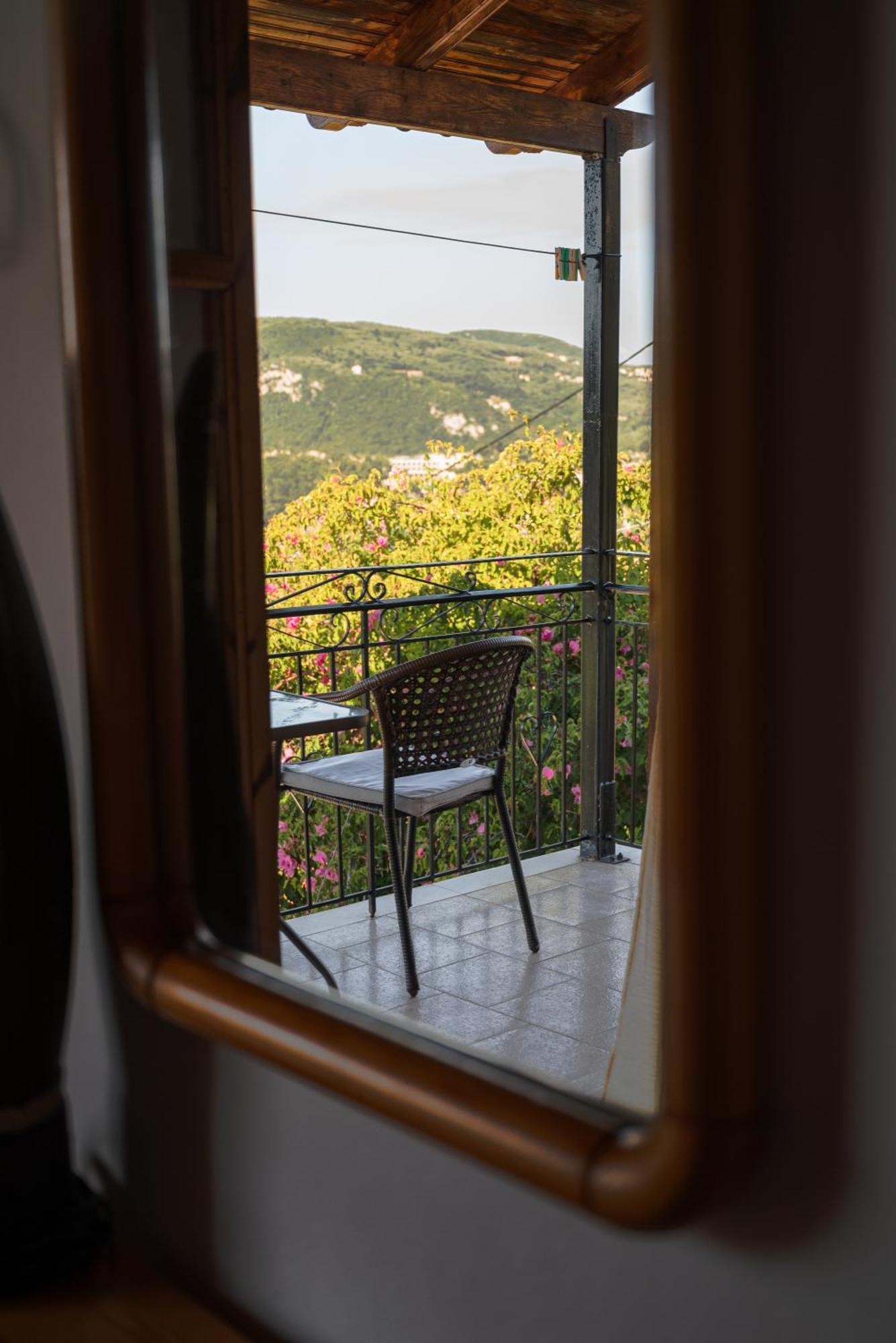 Ulisse Apartments Παλαιοκαστρίτσα Εξωτερικό φωτογραφία