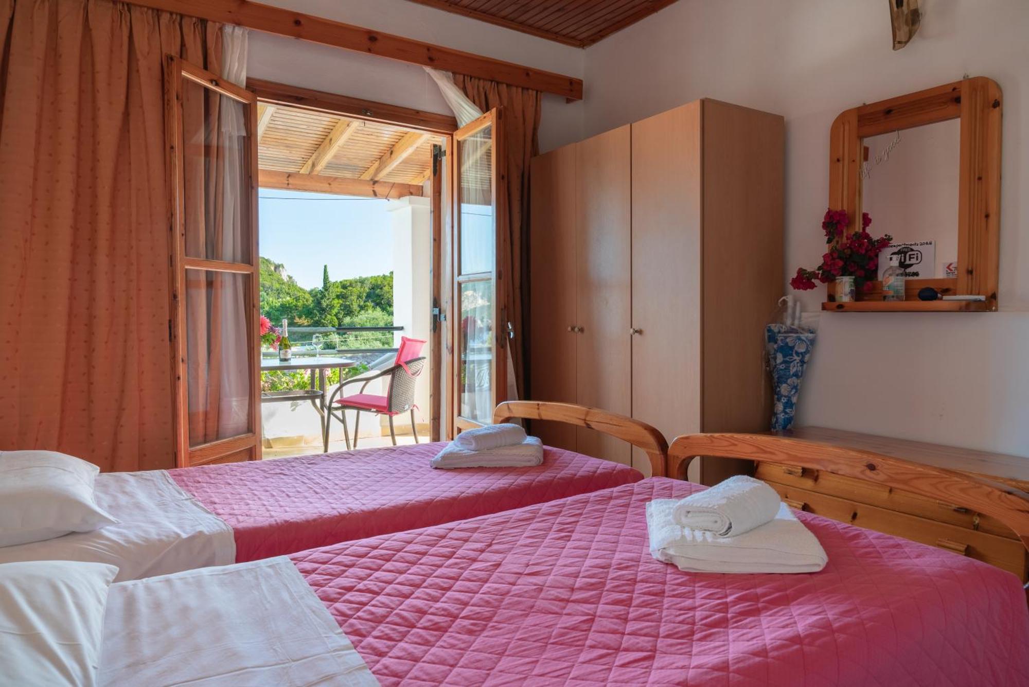 Ulisse Apartments Παλαιοκαστρίτσα Εξωτερικό φωτογραφία